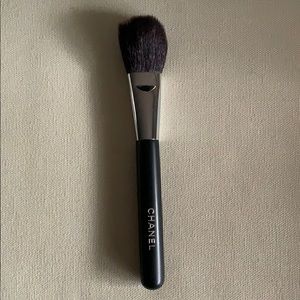 Chanel Blush Brush #4
